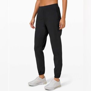 Lululemon Adapted State Jogger: Black, Size 6